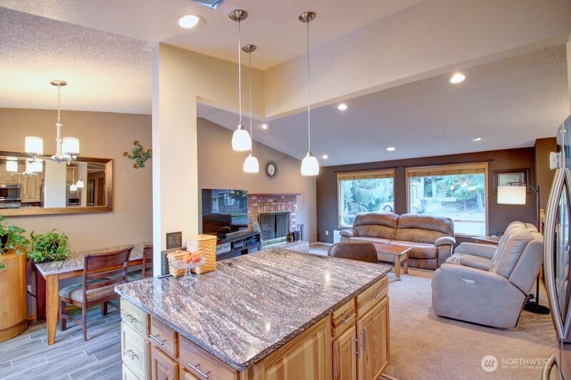 6127 Parkside Drive , Anacortes, WA 98221