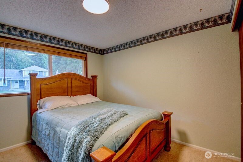 6127 Parkside Drive , Anacortes, WA 98221