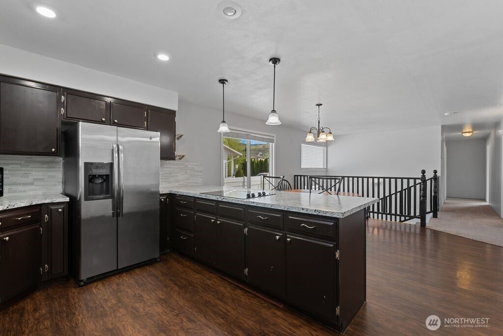 3010 NW Cascade Avenue , East Wenatchee, WA 98802