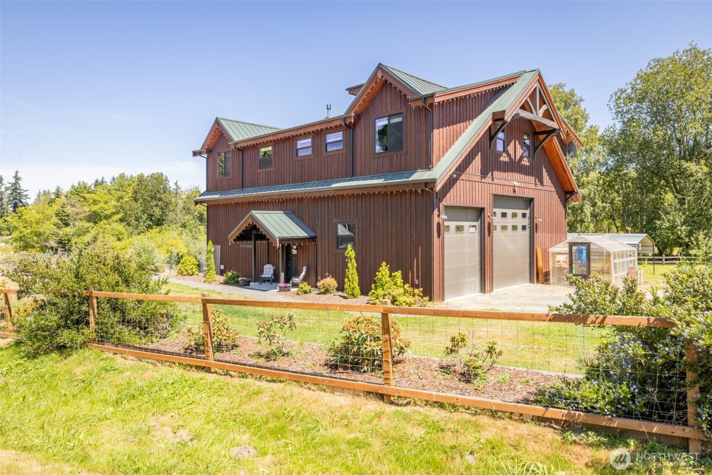 273 Pearce Road , Port Angeles, WA 98362