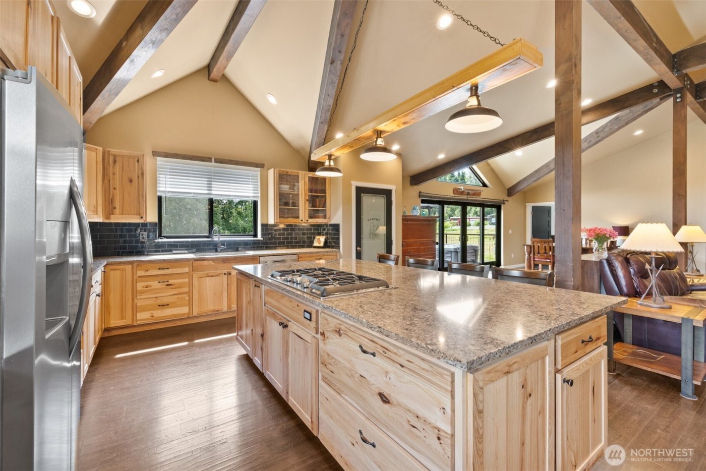 273 Pearce Road , Port Angeles, WA 98362