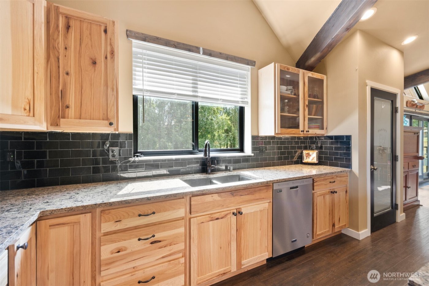 273 Pearce Road , Port Angeles, WA 98362