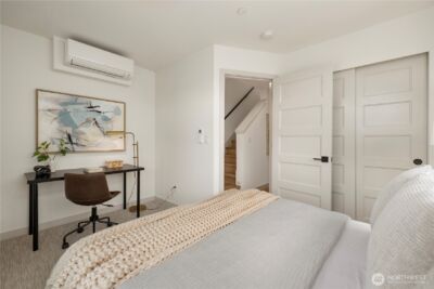 7013 9th Avenue NE, Seattle, WA 98115 - Photo 17