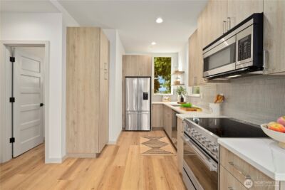 7013 9th Avenue NE, Seattle, WA 98115 - Photo 4