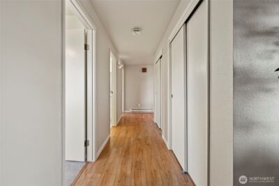 710 E Bay Front Lane , Oak Harbor, WA 98277 - Photo 15