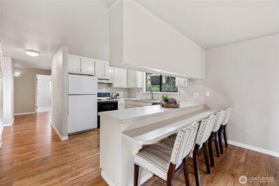 710 E Bay Front Lane , Oak Harbor, WA 98277 - Photo 17