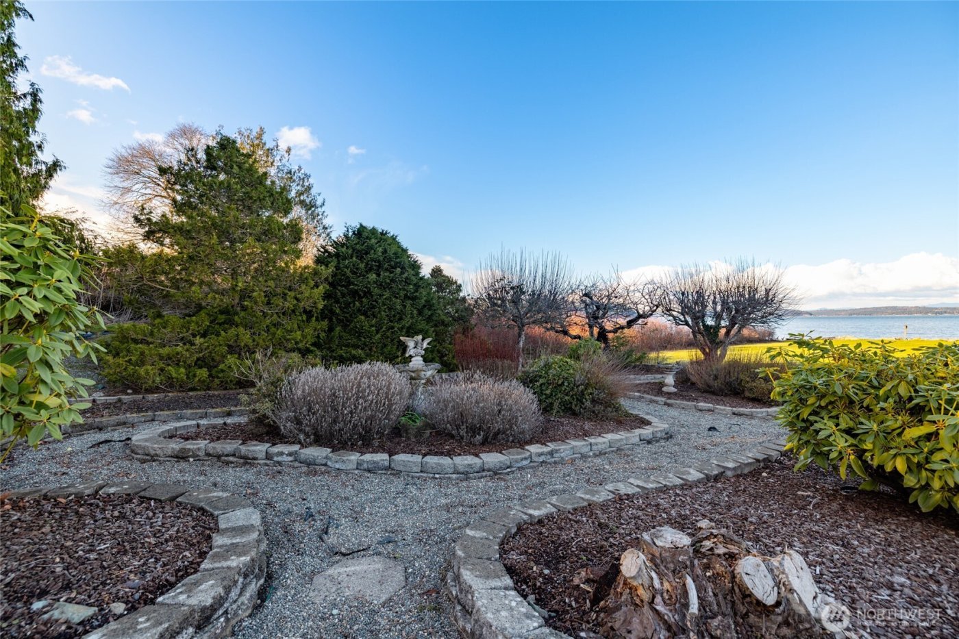 710 Bay Front Lane , Oak Harbor, WA 98277