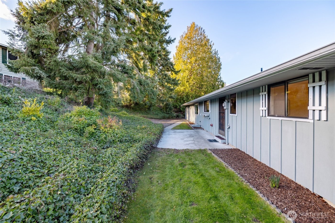 710 Bay Front Lane , Oak Harbor, WA 98277