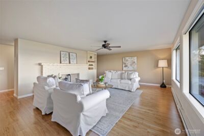 710 E Bay Front Lane , Oak Harbor, WA 98277 - Photo 8