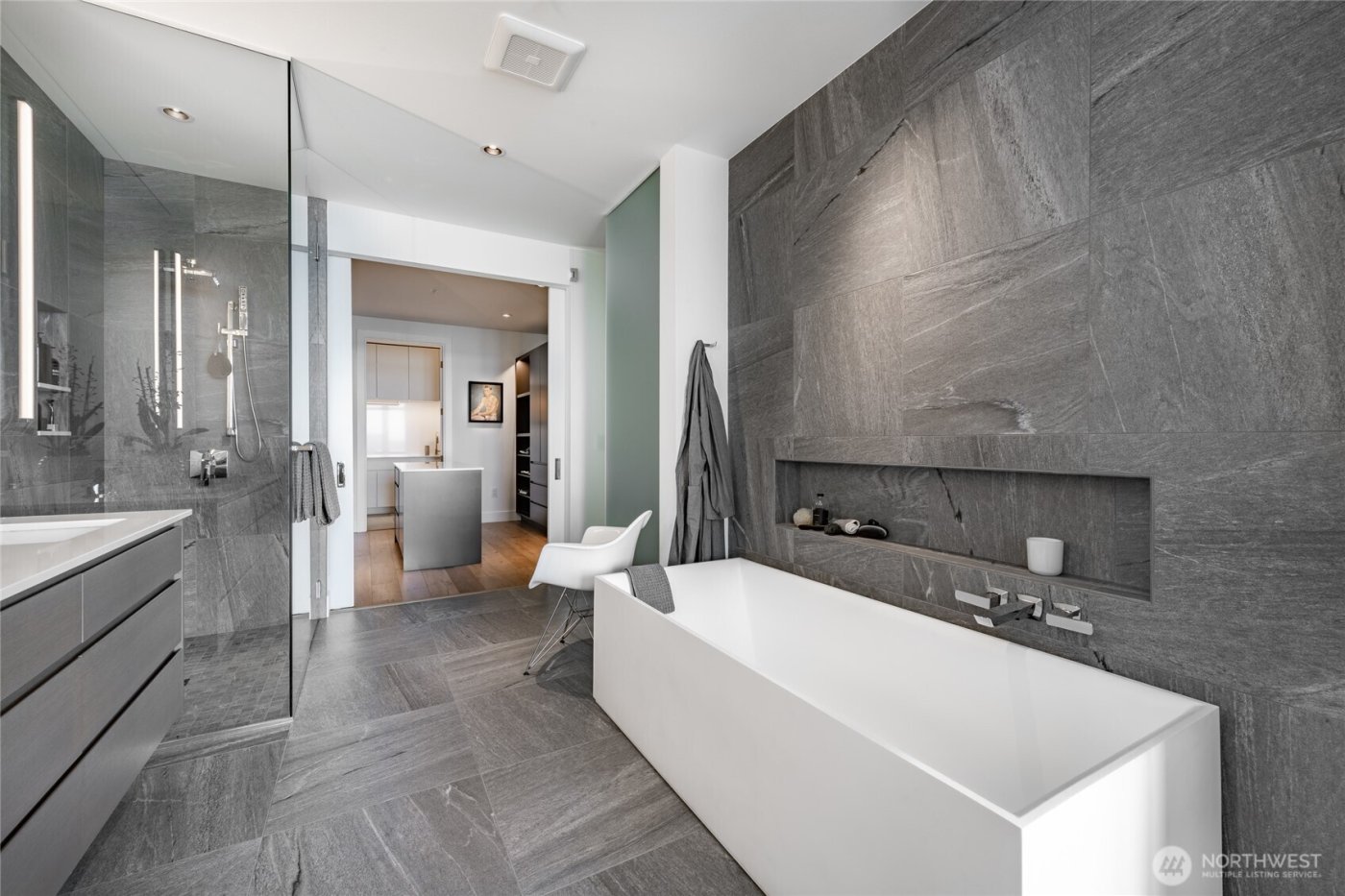 9545 Semiahmoo Parkway #201, Blaine, WA 98230