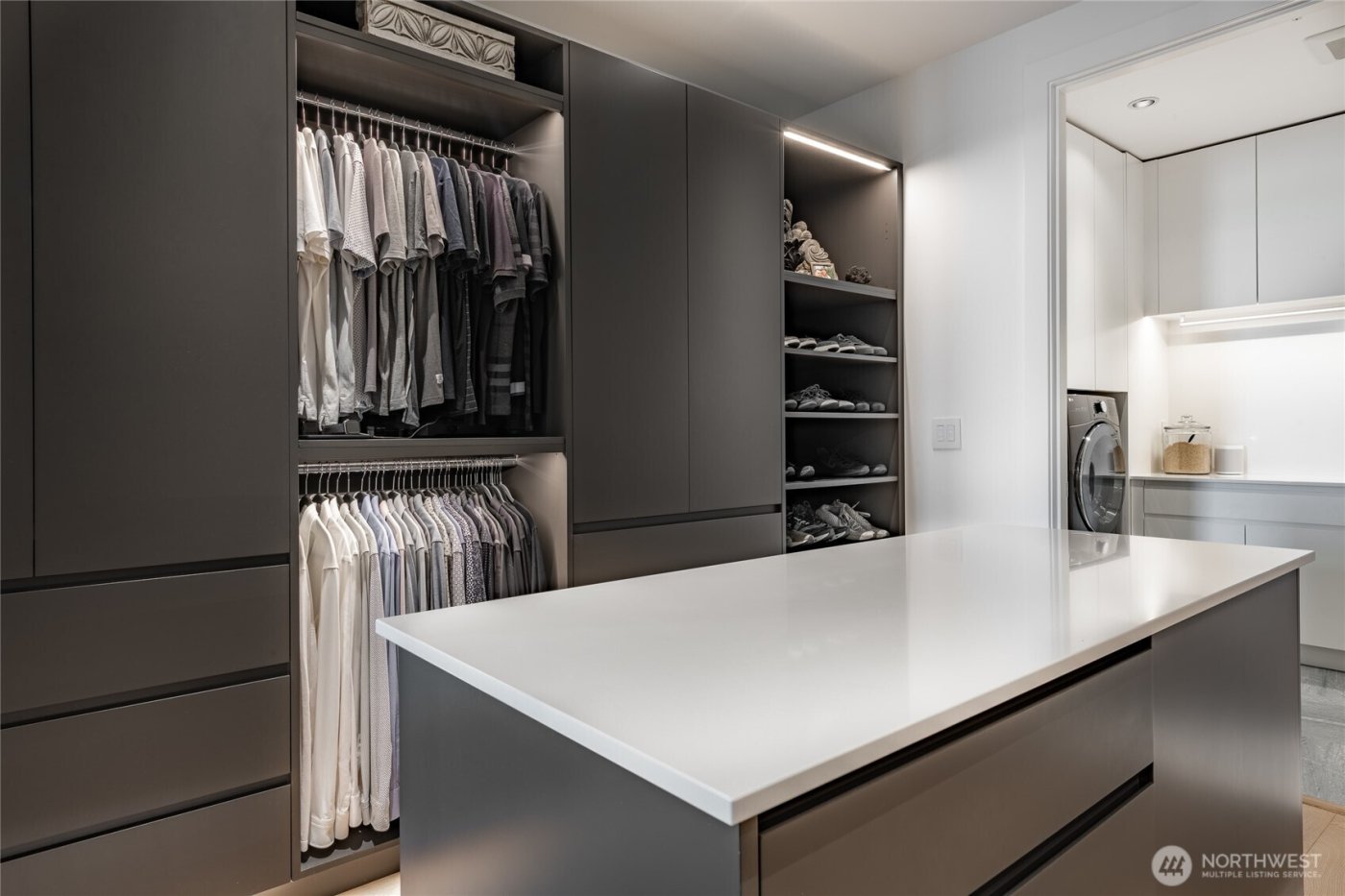 9545 Semiahmoo Parkway #201, Blaine, WA 98230