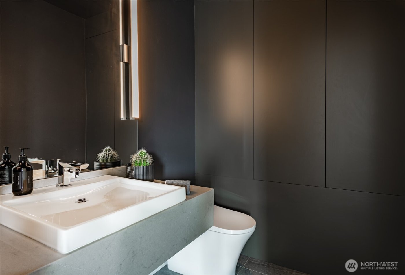 9545 Semiahmoo Parkway #201, Blaine, WA 98230