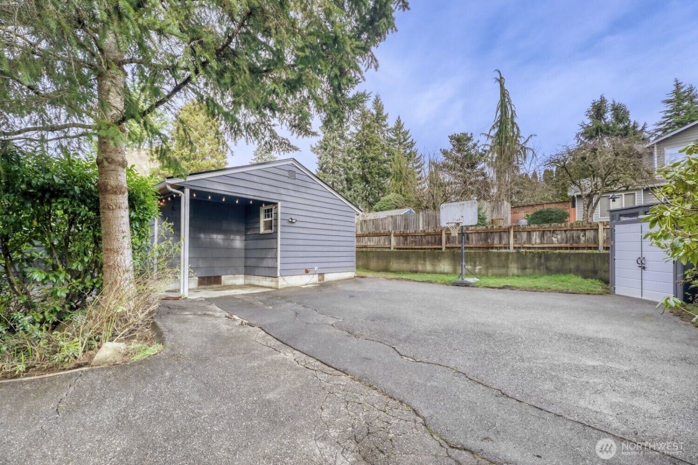 9004 218th Street SW, Edmonds, WA 98026