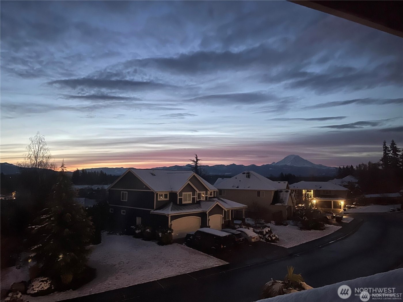 21804 Quiet Water Loop , Lake Tapps, WA 98391