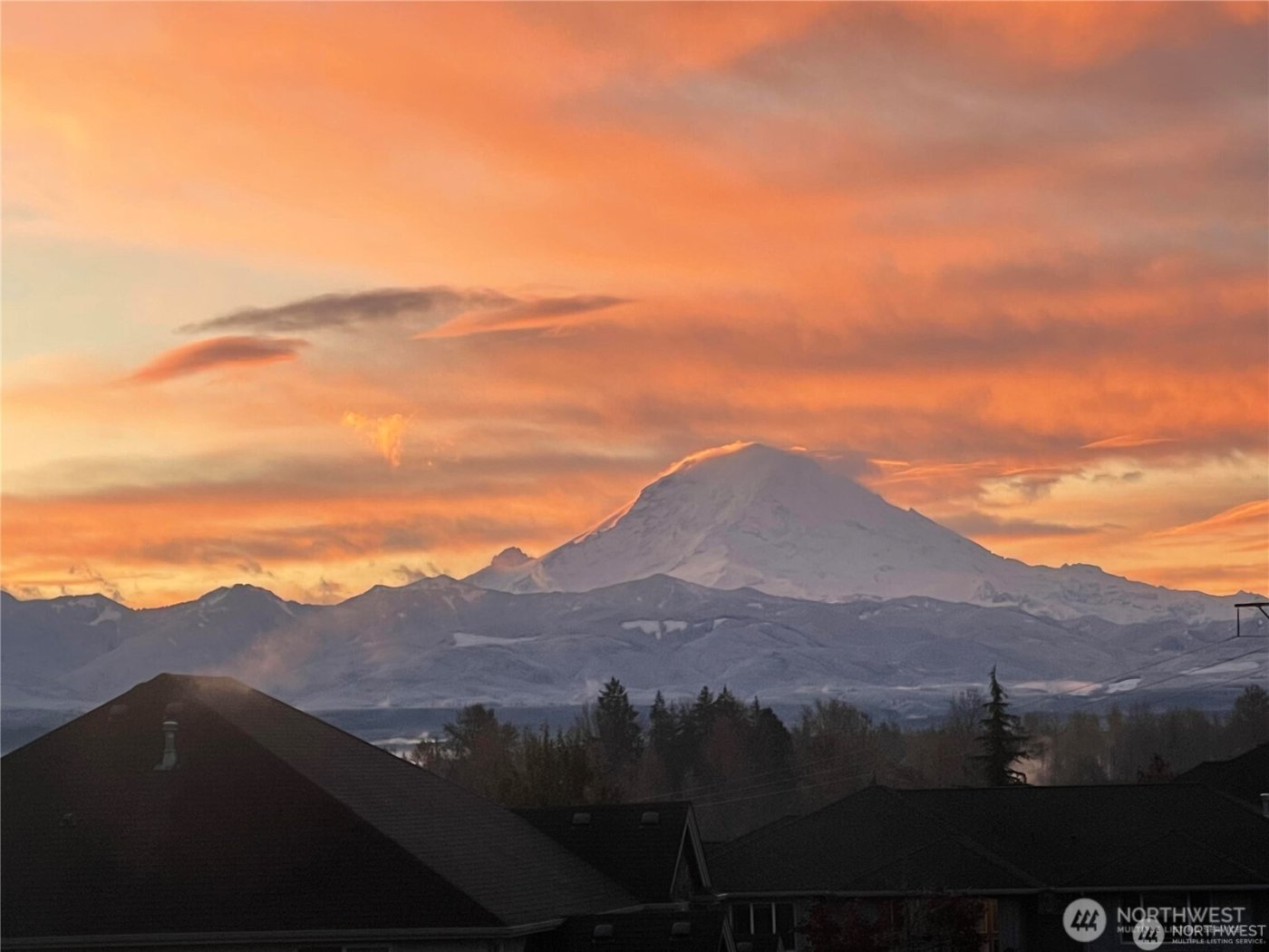 21804 Quiet Water Loop , Lake Tapps, WA 98391