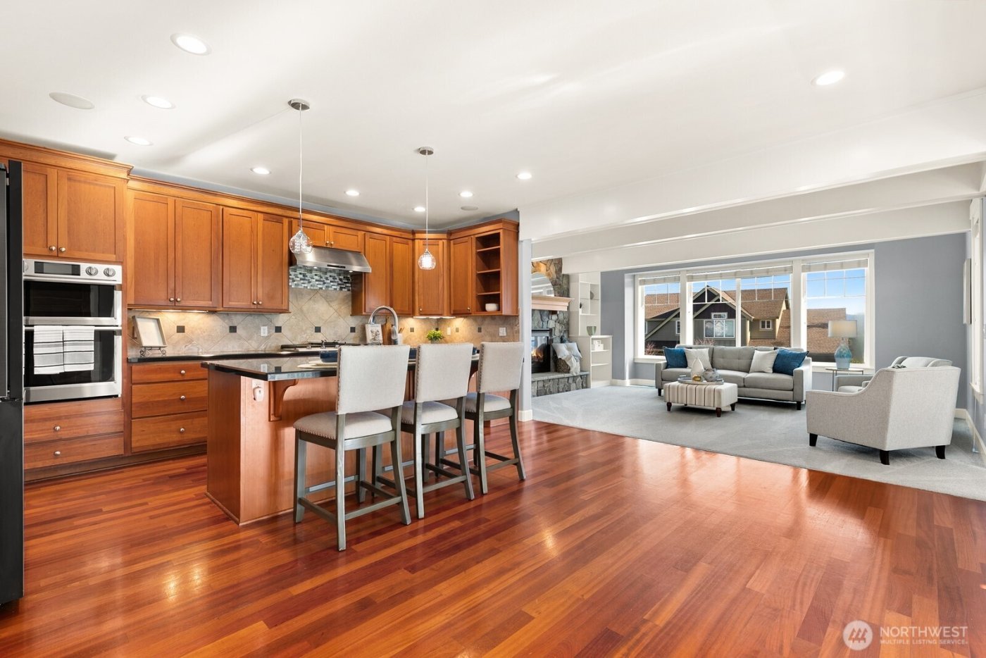 21804 Quiet Water Loop , Lake Tapps, WA 98391