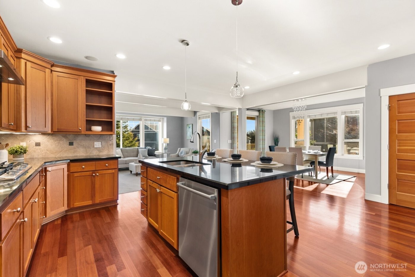 21804 Quiet Water Loop , Lake Tapps, WA 98391