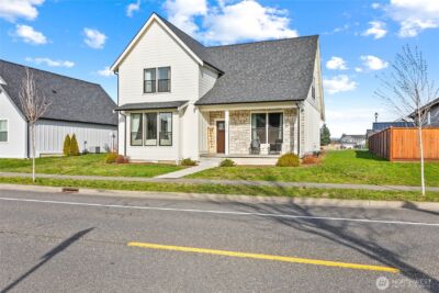 1713 Aaron Drive , Lynden, WA 98264 - Photo 2