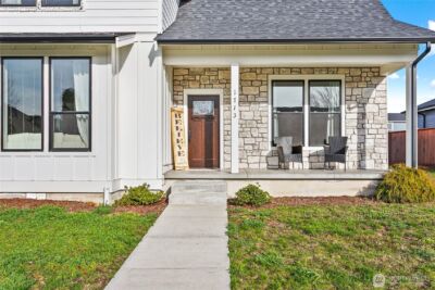 1713 Aaron Drive , Lynden, WA 98264 - Photo 3