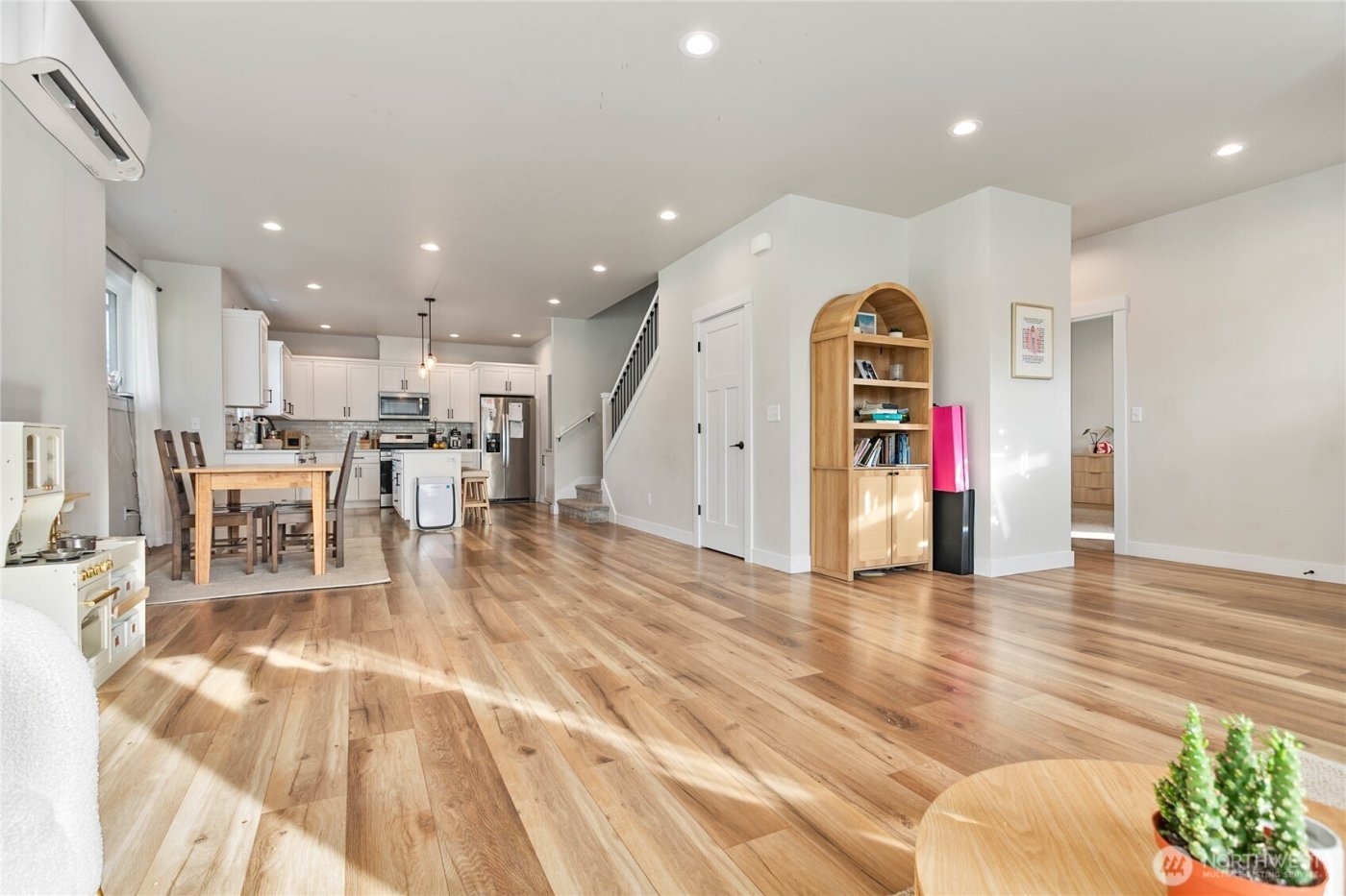 1713 Aaron Drive , Lynden, WA 98264