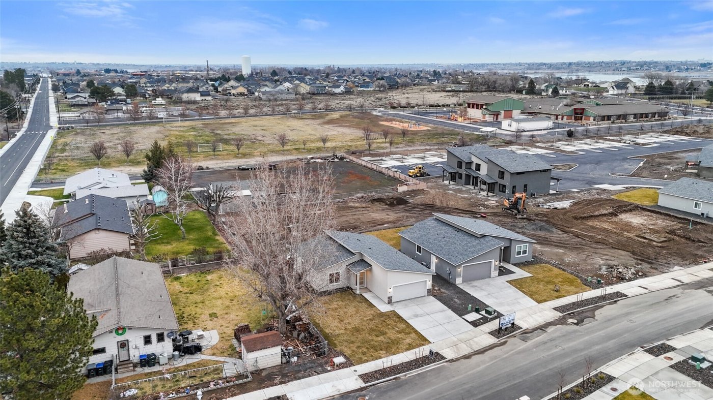 515 S Dorsing Street , Moses Lake, WA 98837