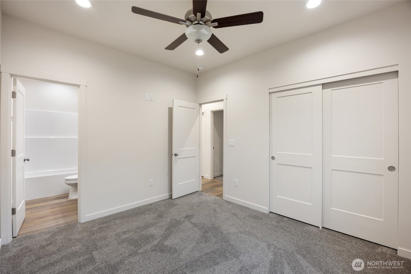 515 S Dorsing Street , Moses Lake, WA 98837