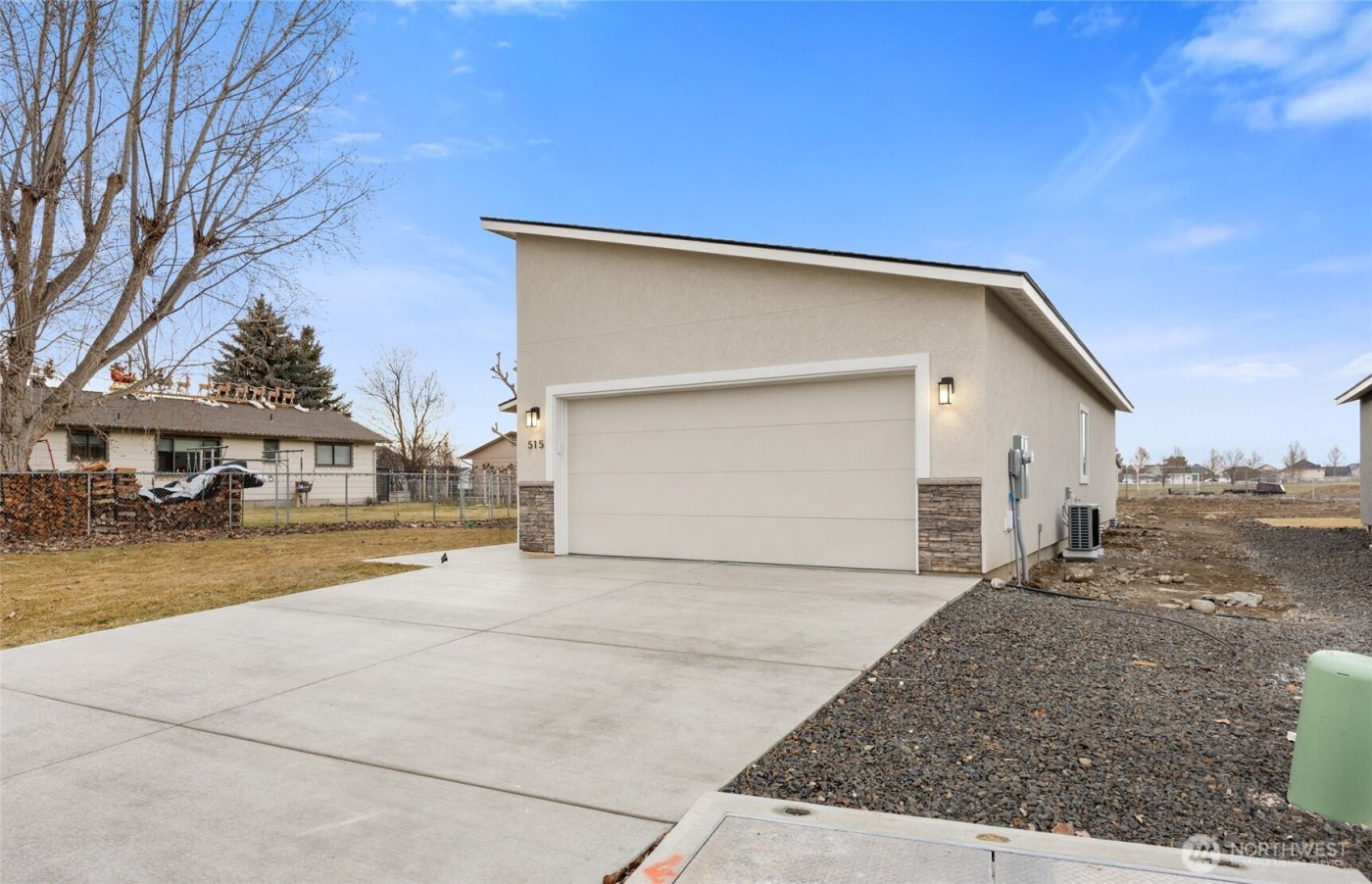 515 S Dorsing Street , Moses Lake, WA 98837