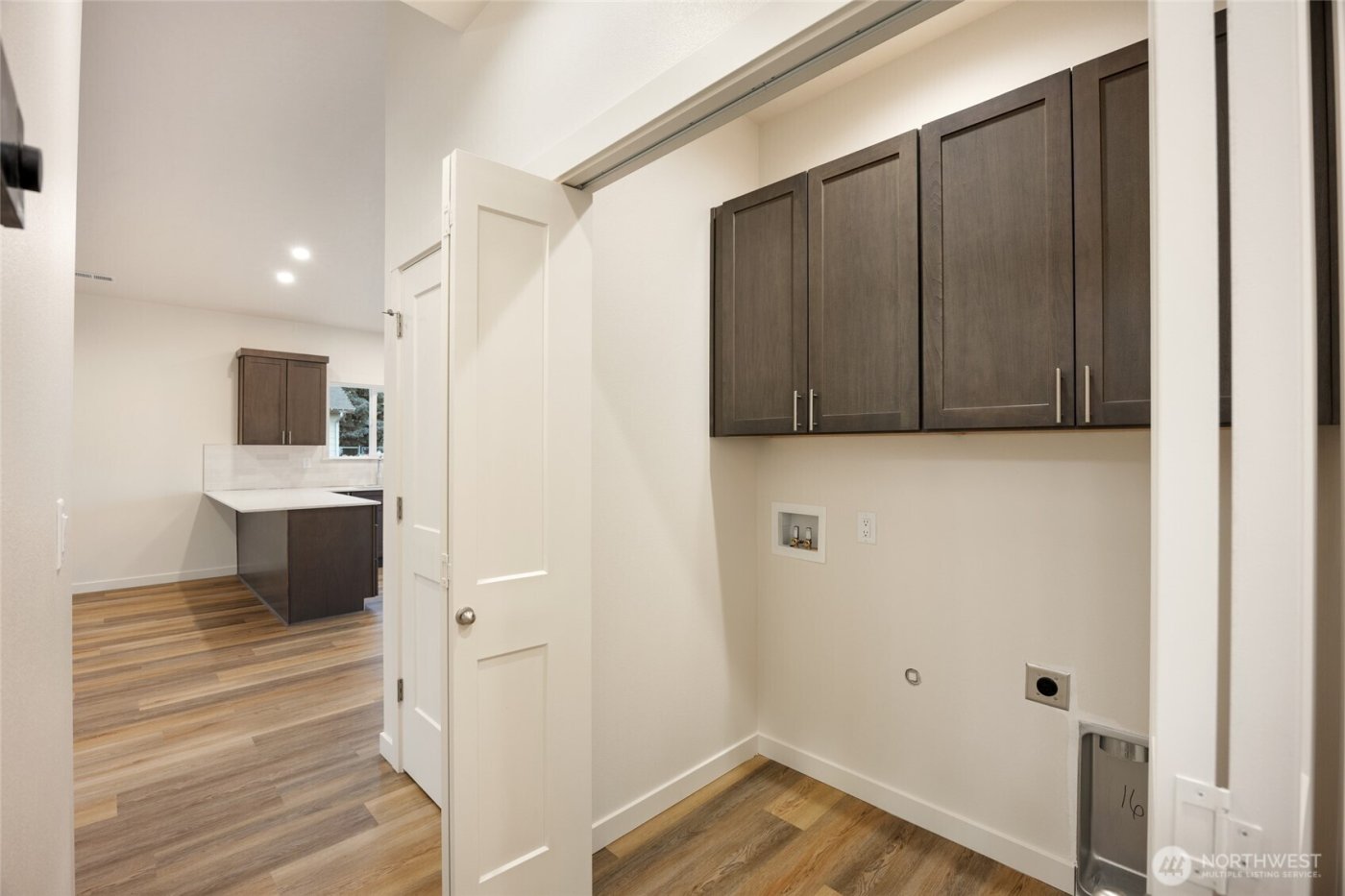 515 S Dorsing Street , Moses Lake, WA 98837