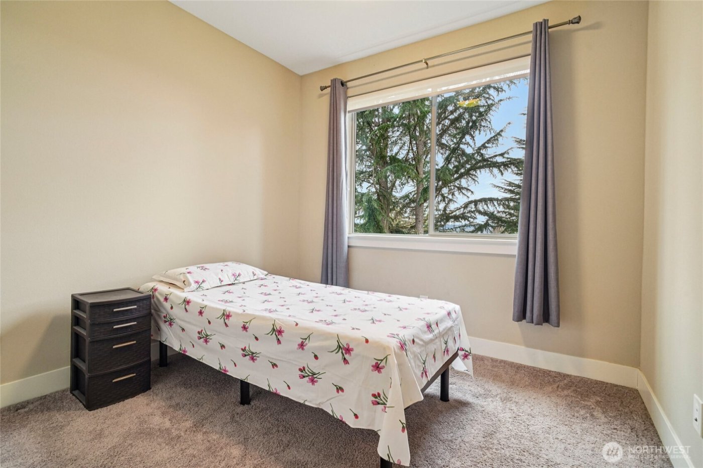 301 S 47th Street #B, Renton, WA 98055