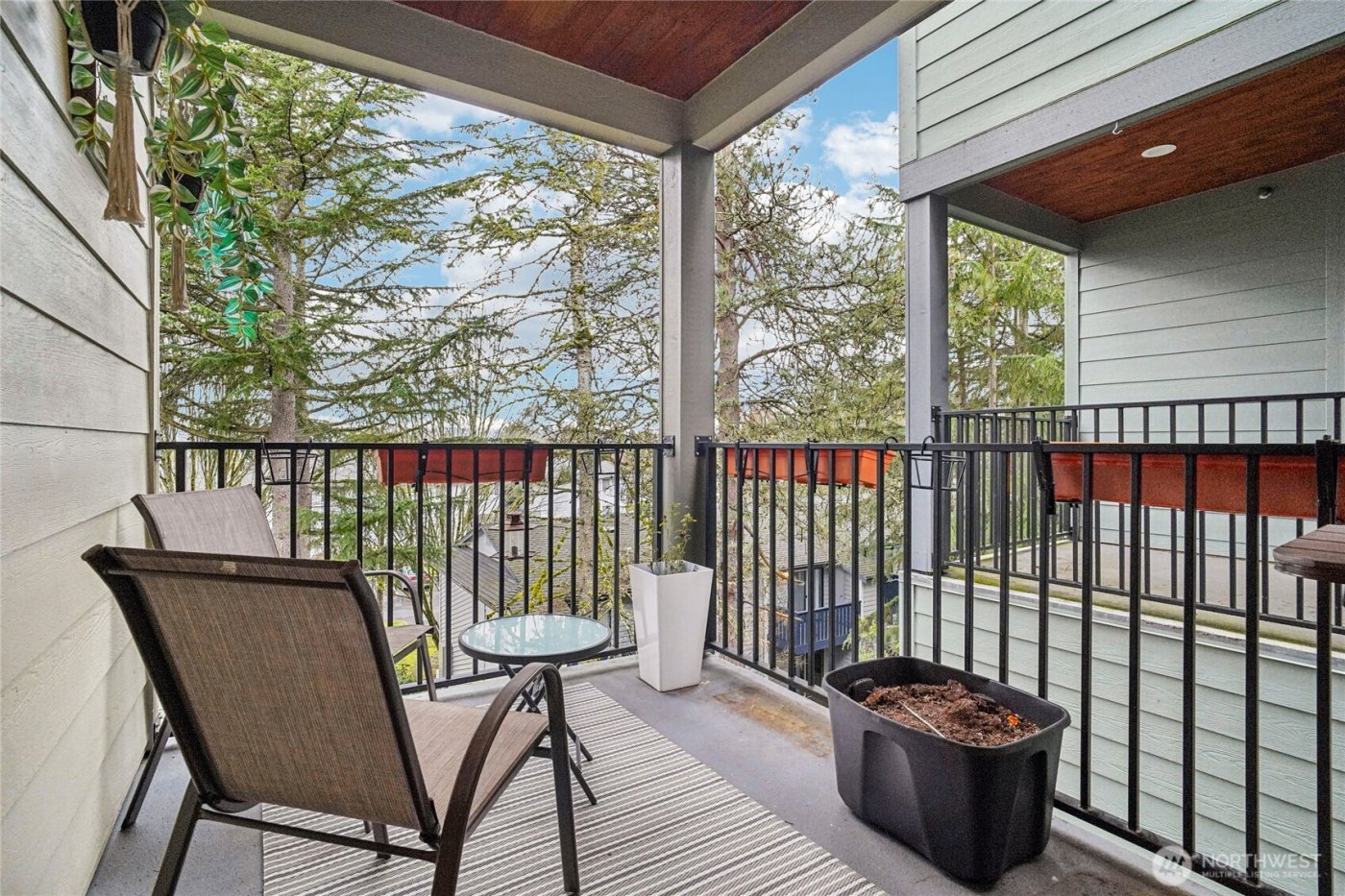 301 S 47th Street #B, Renton, WA 98055