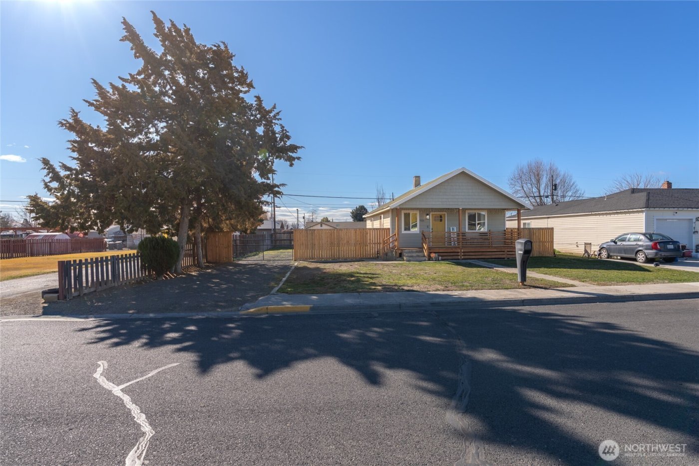 506 J Street SW, Quincy, WA 98848