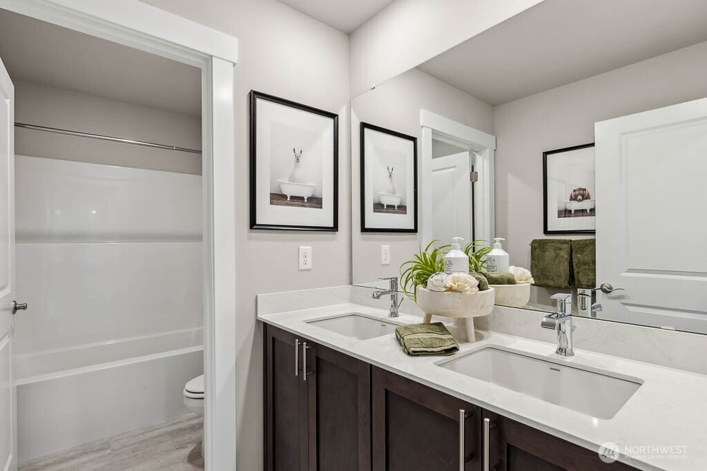 638 SE 11th Place #9, North Bend, WA 98045