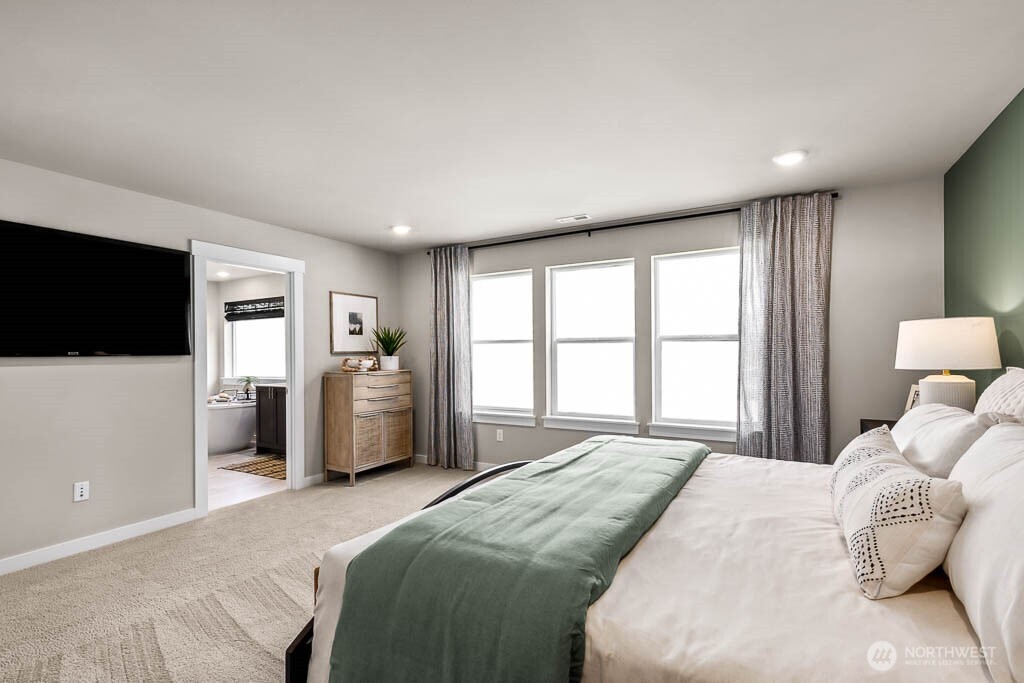 638 SE 11th Place #9, North Bend, WA 98045