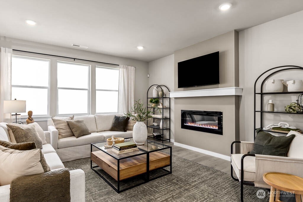 638 SE 11th Place #9, North Bend, WA 98045