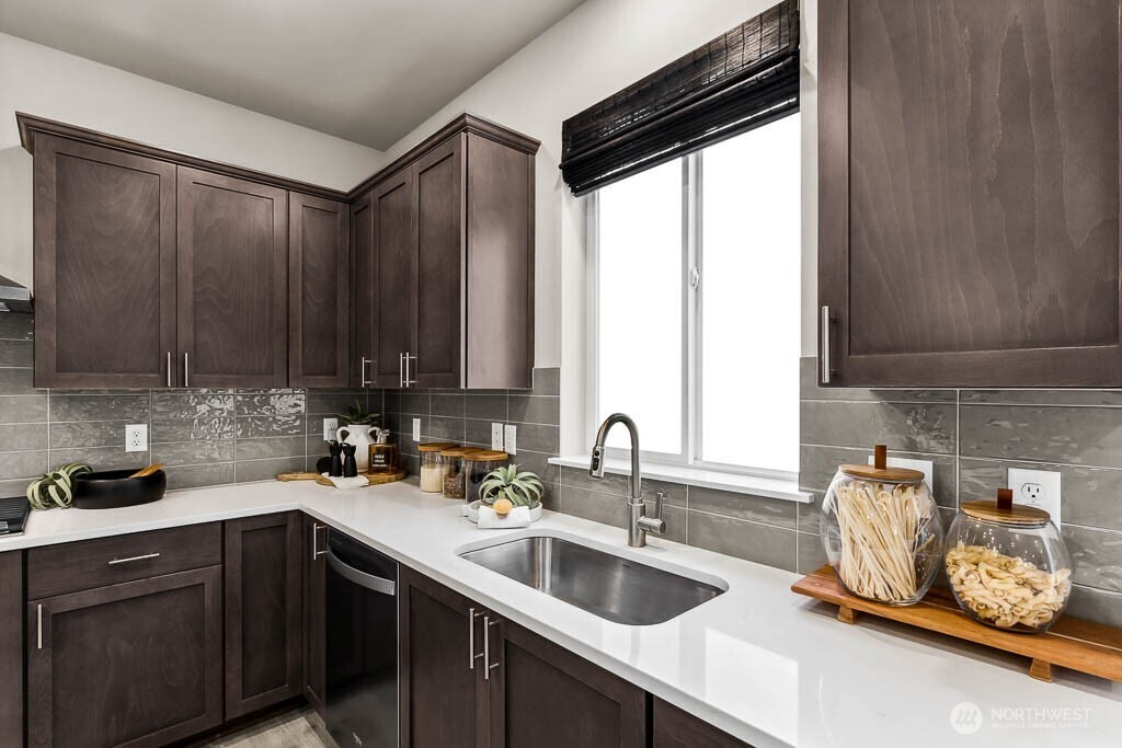 638 SE 11th Place #9, North Bend, WA 98045