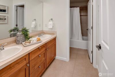 412 15th Avenue , Kirkland, WA 98033 - Photo 27