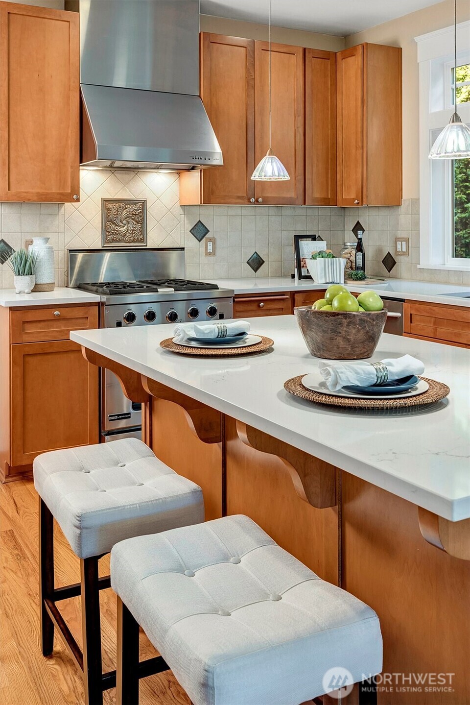 412 15th Avenue , Kirkland, WA 98033