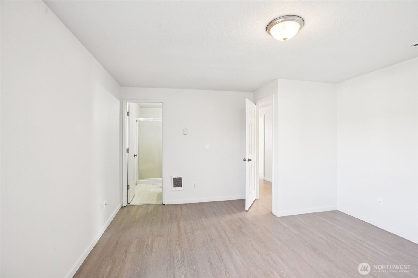 16005 NE 4th Street , Vancouver, WA 98684