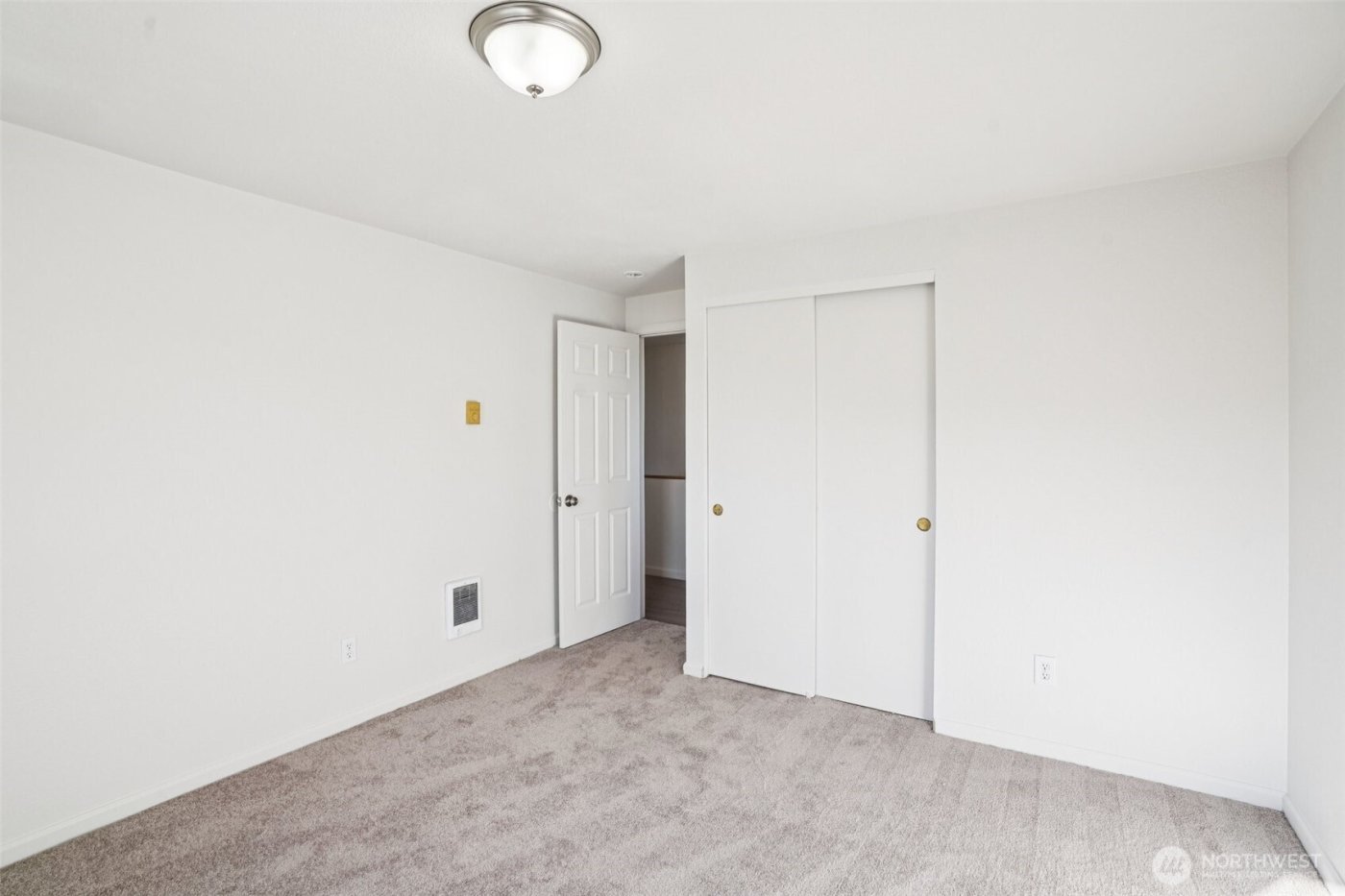 16005 NE 4th Street , Vancouver, WA 98684