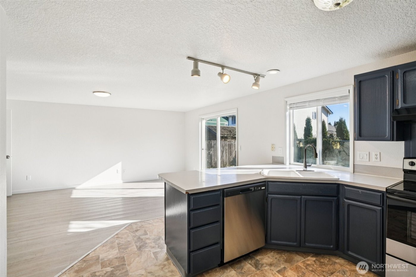 16005 NE 4th Street , Vancouver, WA 98684