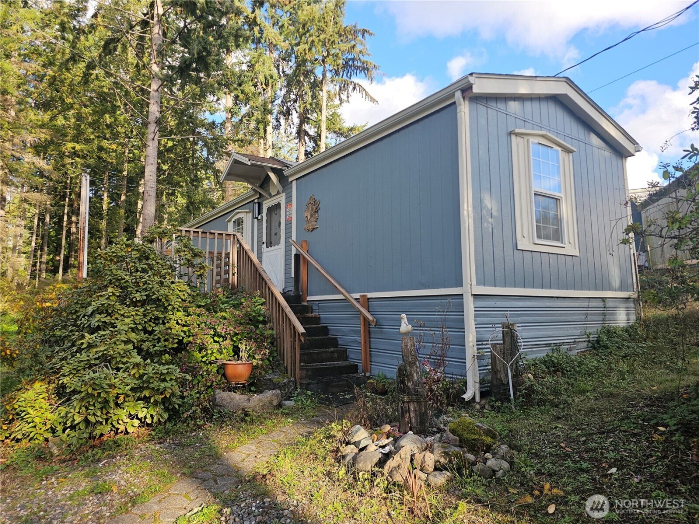 9111 66th Avenue NW #101, Gig Harbor, WA 98332