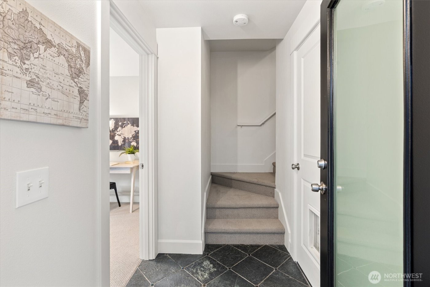 10311 Midvale Avenue N #A, Seattle, WA 98133