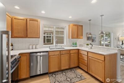 10311 Midvale Avenue N #A, Seattle, WA 98133 - Photo 5