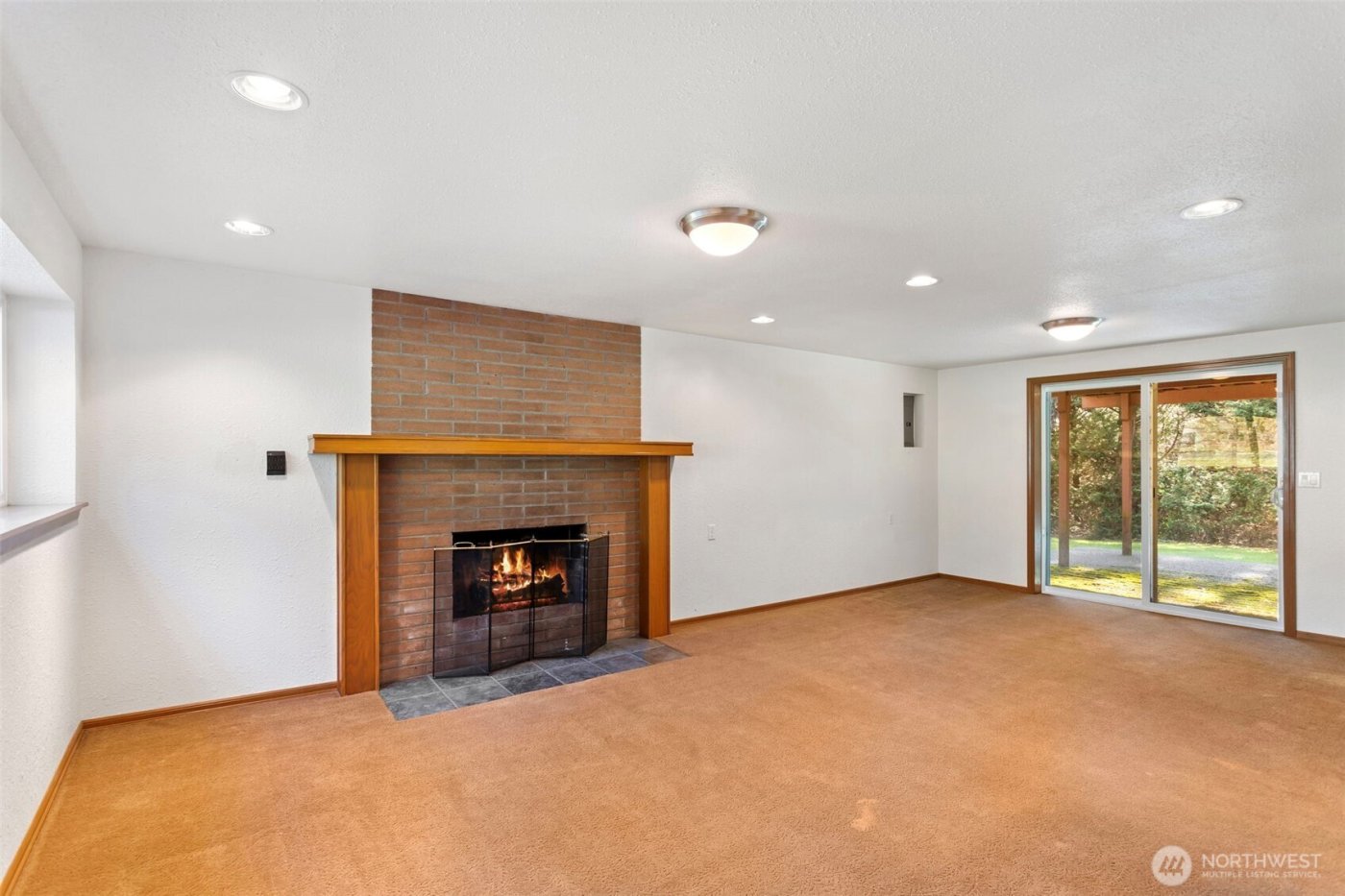 23829 SE 208th St , Maple Valley, WA 98038