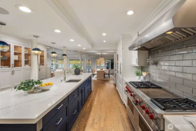 14014 Riviera Place NE, Seattle, WA 98125 - Photo 16