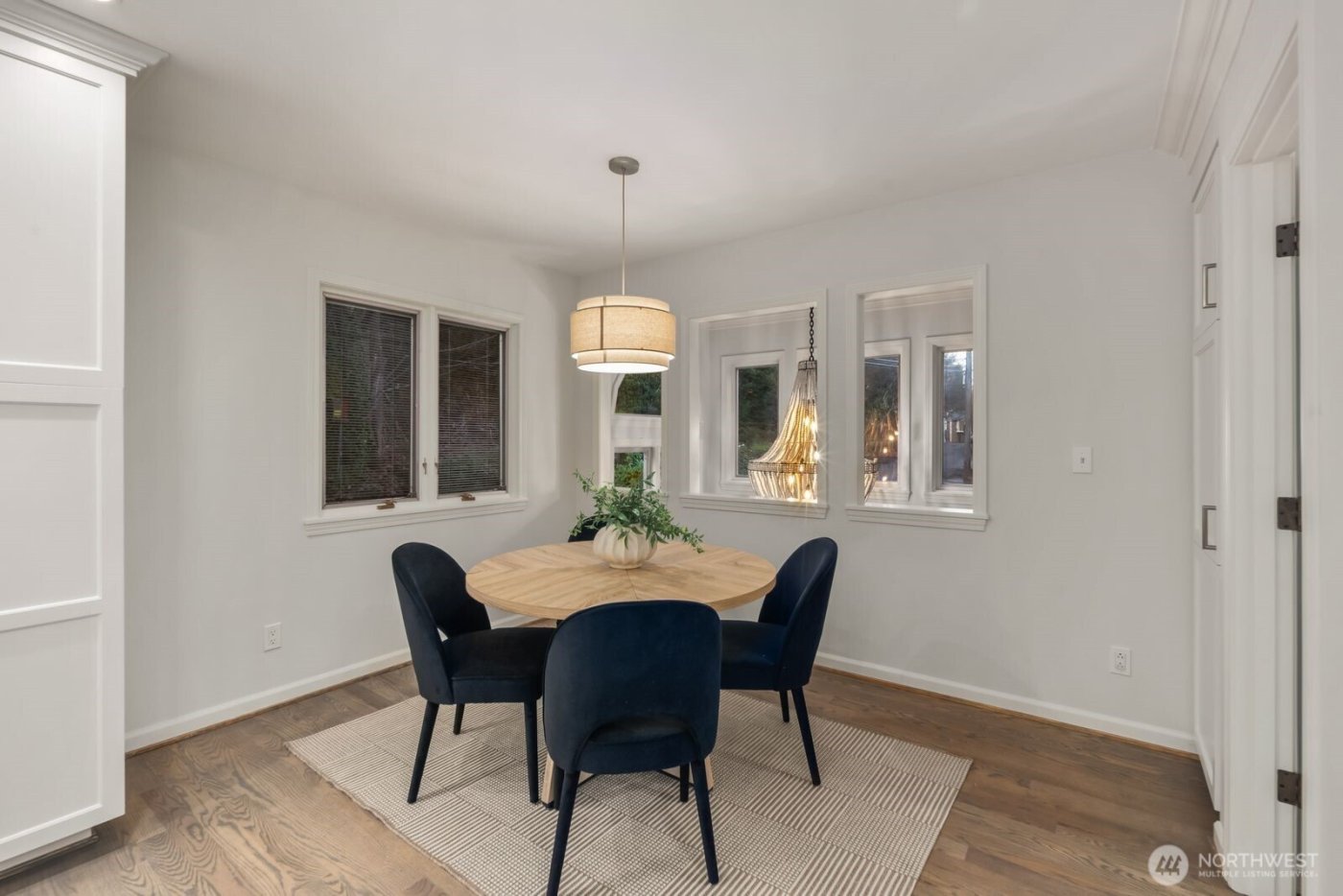 14014 Riviera Place NE, Seattle, WA 98125