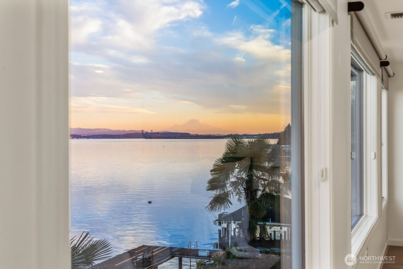 14014 Riviera Place NE, Seattle, WA 98125