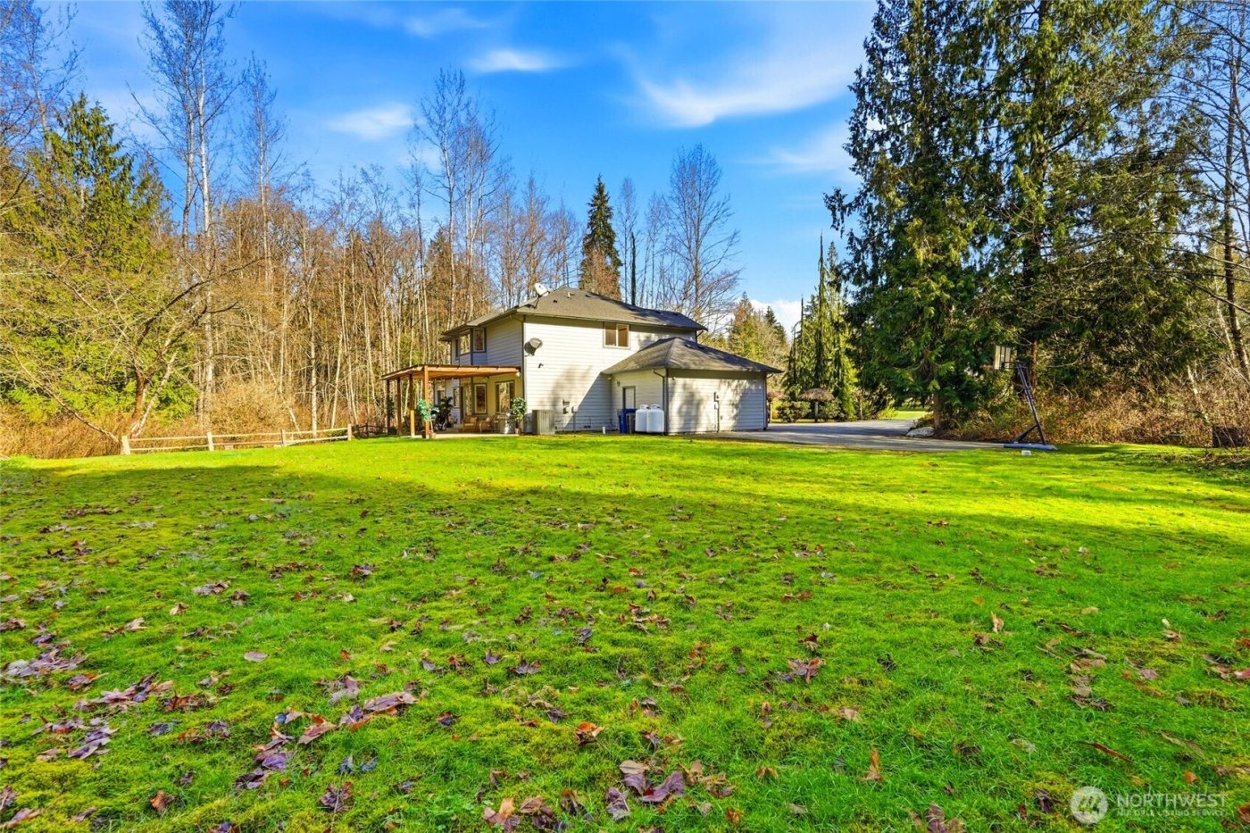 7830 104th Drive NE, Lake Stevens, WA 98258