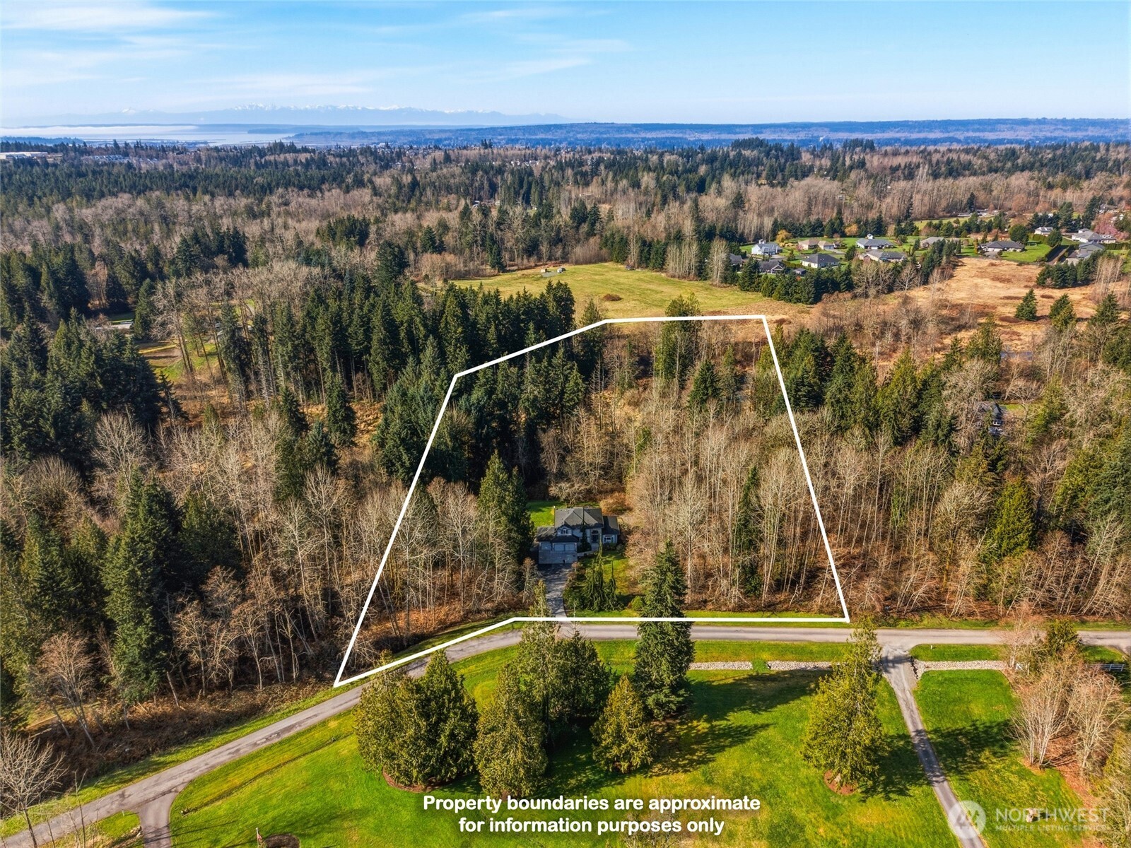 7830 104th Drive NE, Lake Stevens, WA 98258