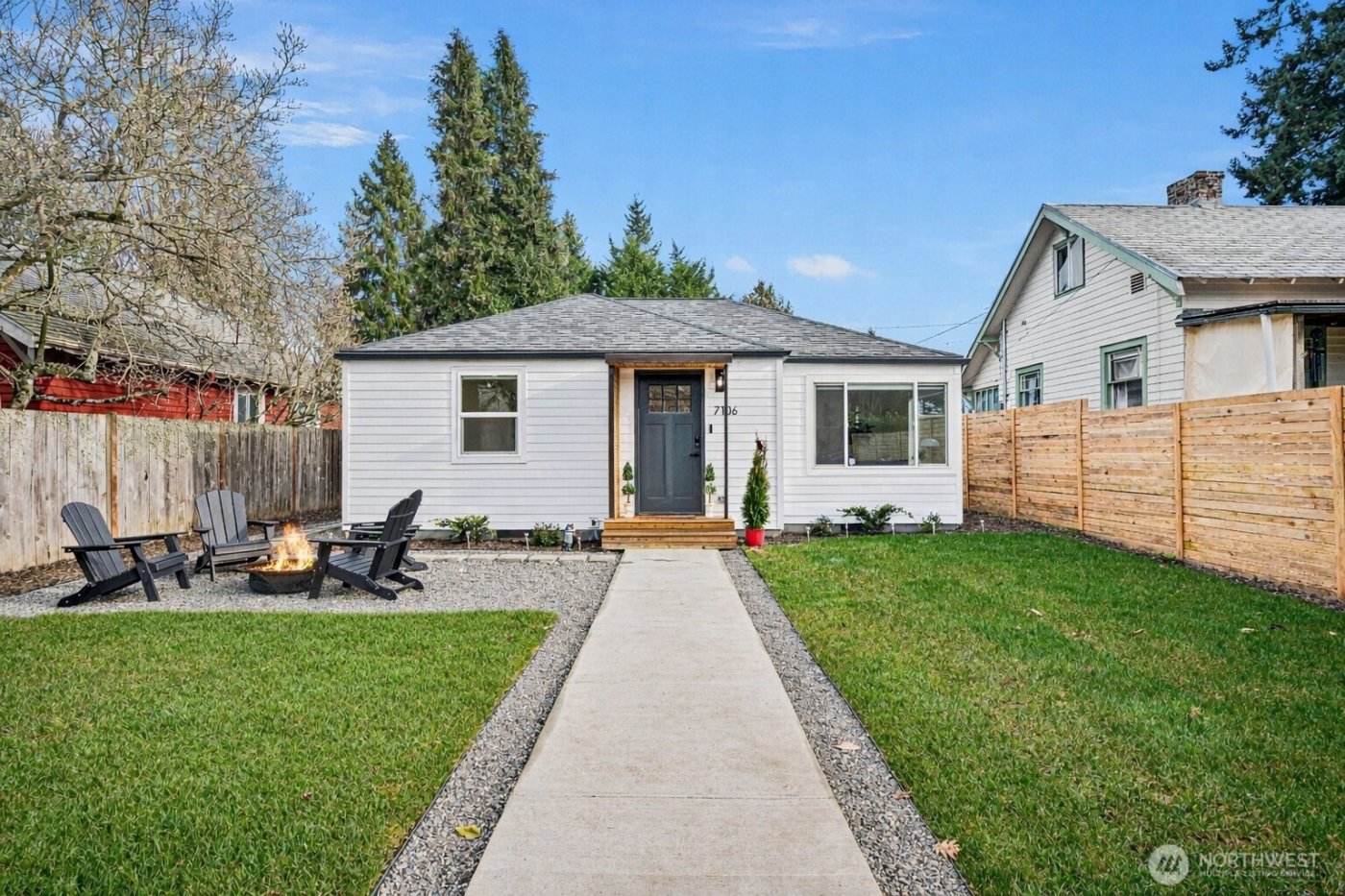 7106 32nd Avenue SW, Seattle, WA 98126